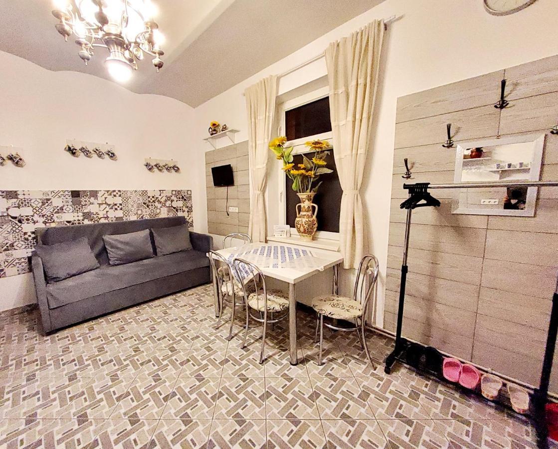 Sissy Vendégház Tîrgu Secuiesc Extérieur photo